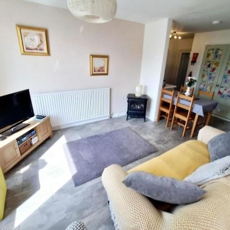 Beautiful 2 Bedroom Annexe In Popular Town Location Narberth Kültér fotó